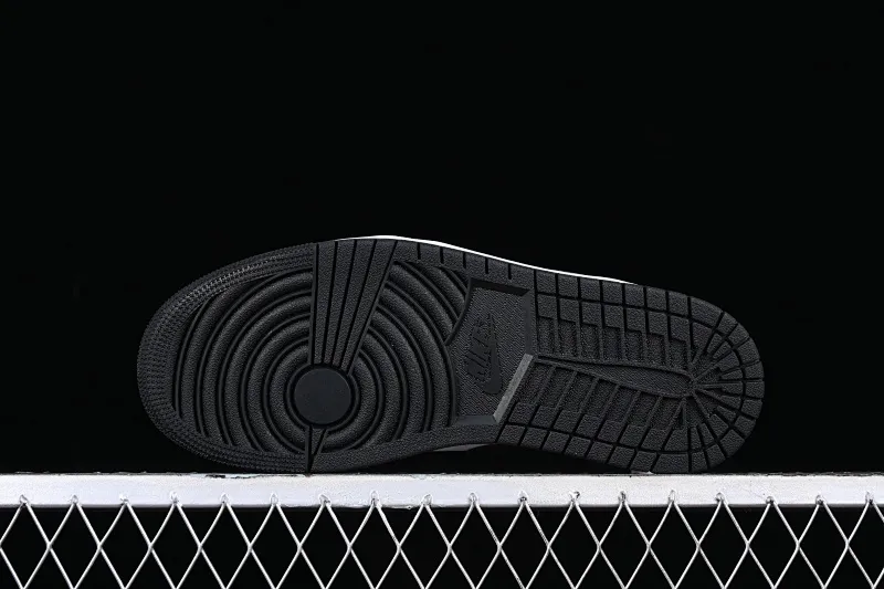 All categories Air Jordan Jordan series basketball shoes Air Jordan 1 Low G version pure original Air Jordan 1 Low "Panda" AJ1 Joe 1 Panda low-top basketball shoes DC0774-101